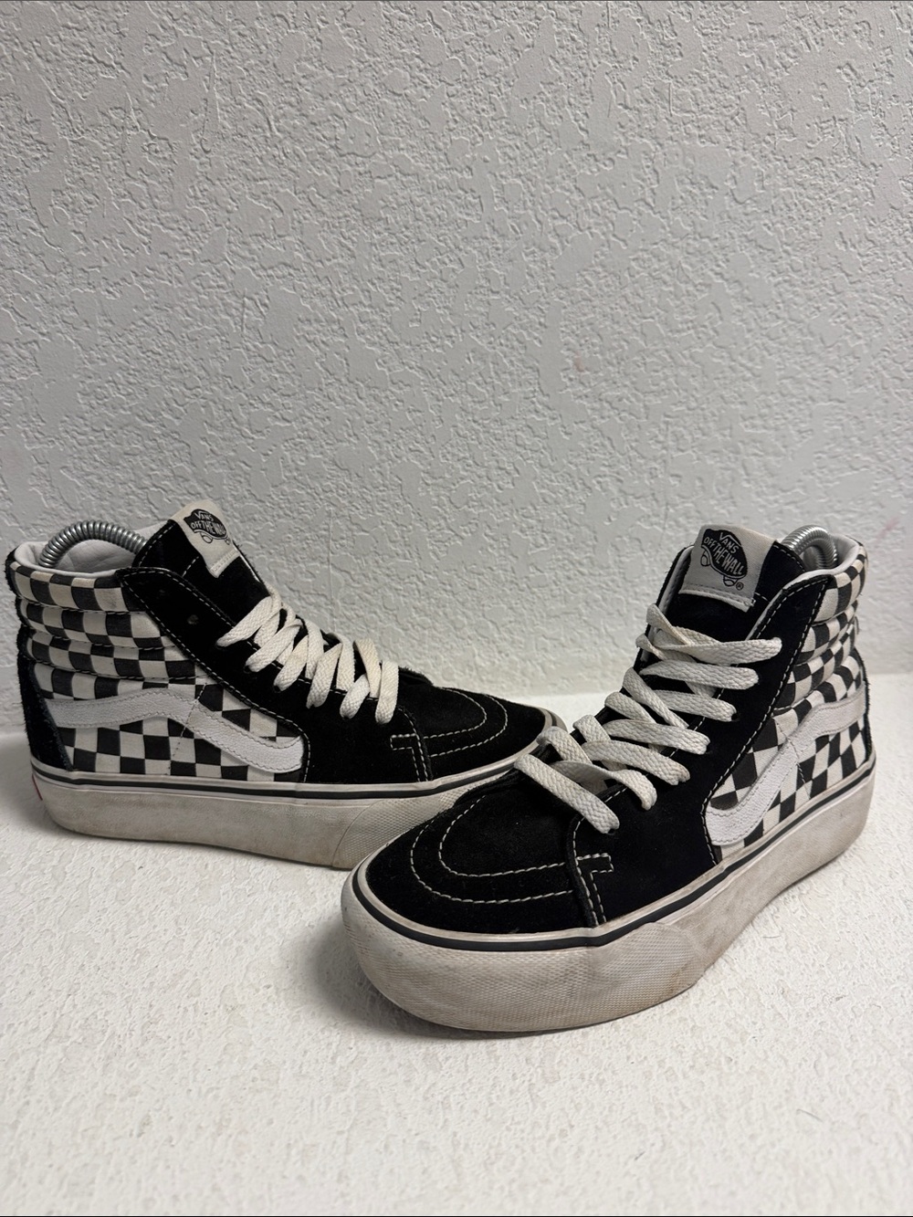 Vans Black and White Checkerboard High-Top Sneakers W 7 M 5.5